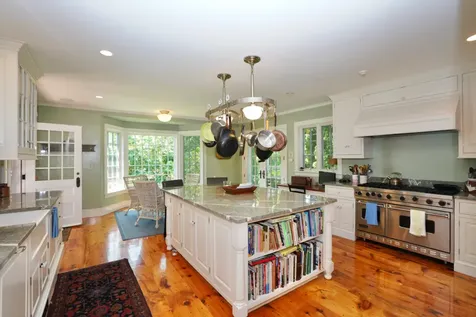 62 South Water Street Edgartown MA 02539