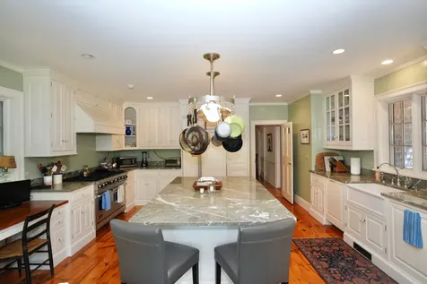62 South Water Street Edgartown MA 02539