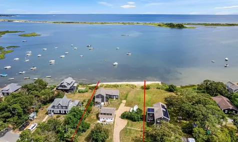 19 The Boulevard Edgartown MA 02539