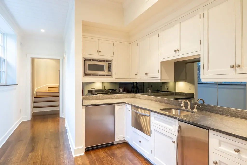 24 Katama Bay View Road Edgartown MA 02539