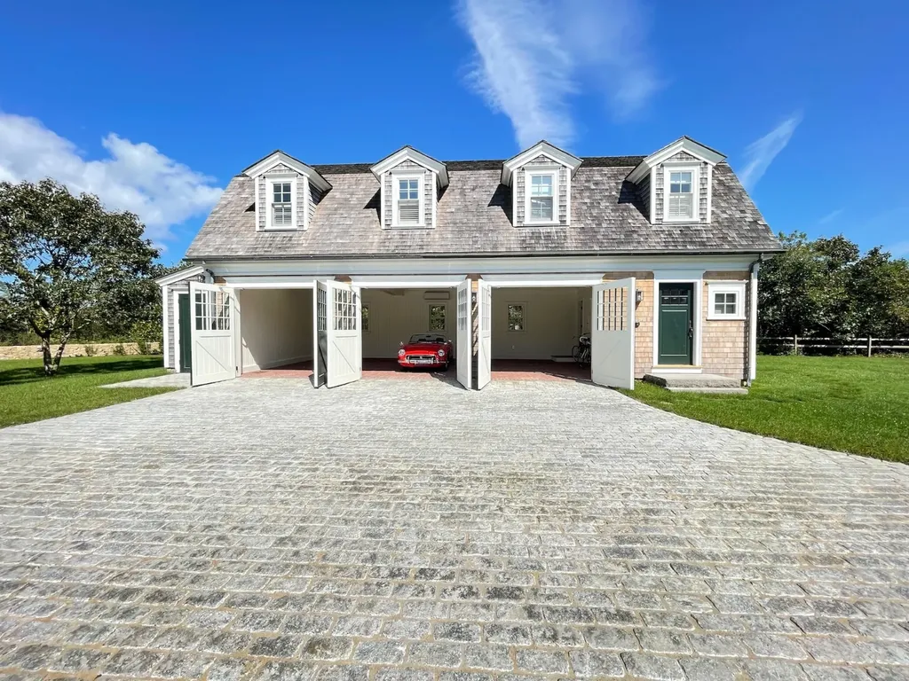 24 Katama Bay View Road Edgartown MA 02539
