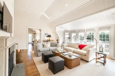 24 Katama Bay View Road Edgartown MA 02539