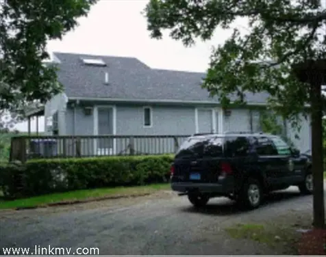 33 Iron Hill Road Oak Bluffs MA 02557