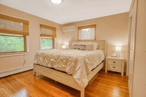 33 Menahan Street Oak Bluffs MA 02557
