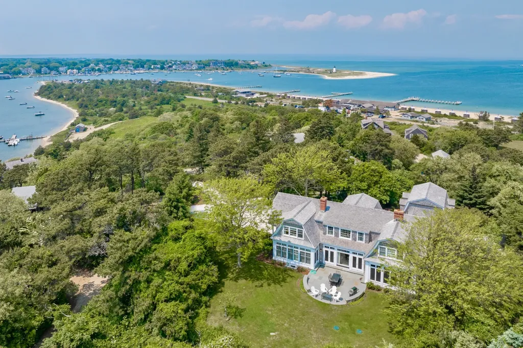 5 Armstrong Lane Edgartown MA 02539