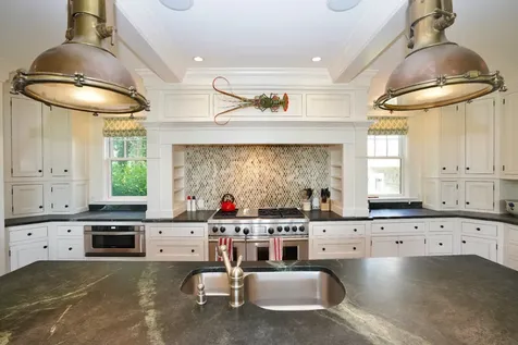 5 Armstrong Lane Edgartown MA 02539