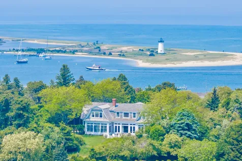 5 Armstrong Lane Edgartown MA 02539