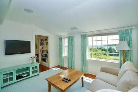 5 Armstrong Lane Edgartown MA 02539