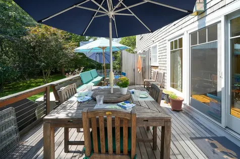 21 Brushy Lane Edgartown MA 02539