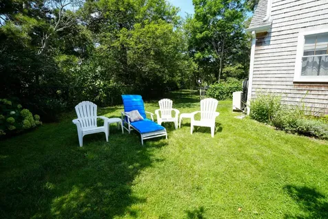 21 Brushy Lane Edgartown MA 02539