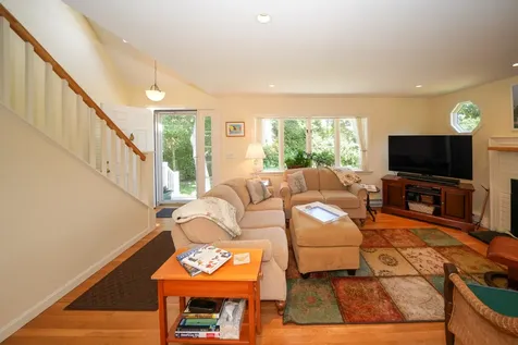 21 Brushy Lane Edgartown MA 02539