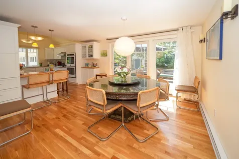 21 Brushy Lane Edgartown MA 02539