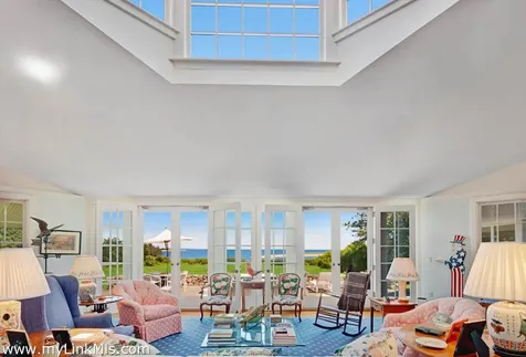 8 Tuthill Lane And 27 Braleys Way Edgartown MA 02539