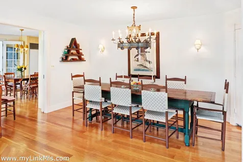 8 Tuthill Lane And 27 Braleys Way Edgartown MA 02539