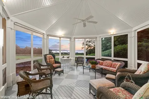 8 Tuthill Lane And 27 Braleys Way Edgartown MA 02539
