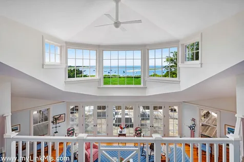 8 Tuthill Lane And 27 Braleys Way Edgartown MA 02539