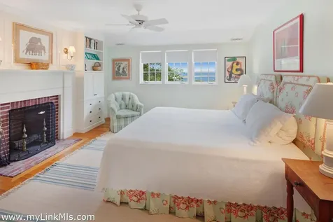 8 Tuthill Lane And 27 Braleys Way Edgartown MA 02539
