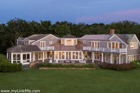 8 Tuthill Lane And 27 Braleys Way Edgartown MA 02539