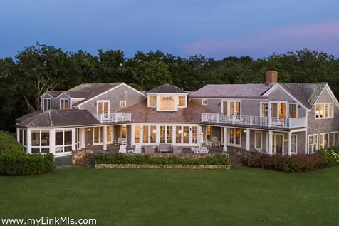 8 Tuthill Lane And 27 Braleys Way Edgartown MA 02539