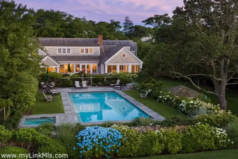 8 Tuthill Lane And 27 Braleys Way Edgartown MA 02539