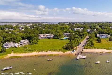 8 Tuthill Lane And 27 Braleys Way Edgartown MA 02539