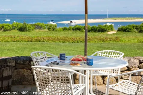 8 Tuthill Lane And 27 Braleys Way Edgartown MA 02539