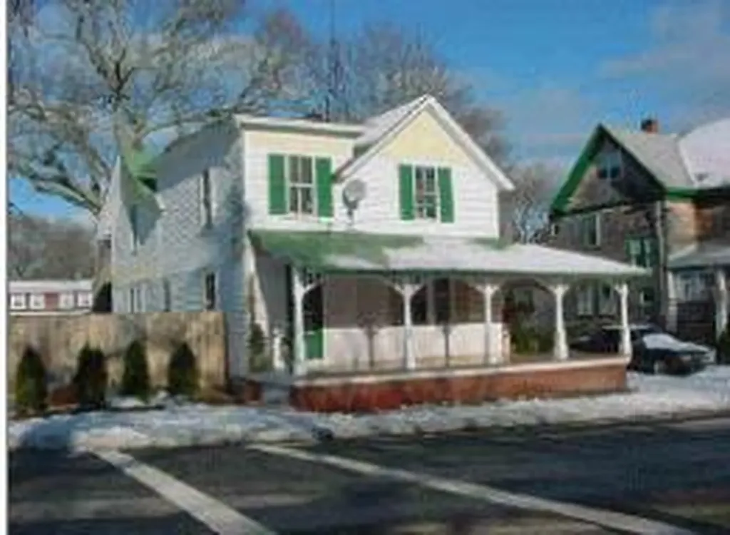 45 New York Avenue Oak Bluffs MA 02557