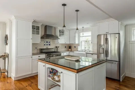 109 School Street Edgartown MA 02539