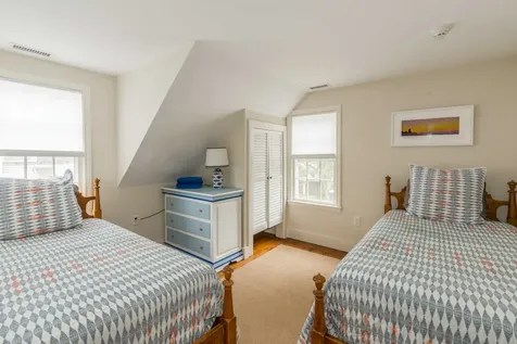 109 School Street Edgartown MA 02539