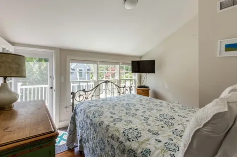 109 School Street Edgartown MA 02539