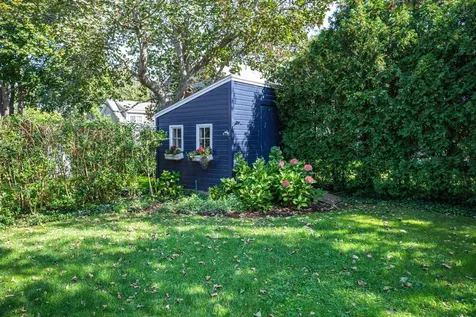 109 School Street Edgartown MA 02539