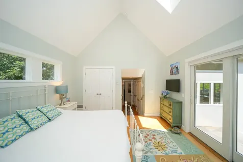 36-R Pulpit Rock Road Oak Bluffs MA 02557