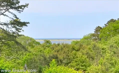 105 Fourth Street North Edgartown MA 02539