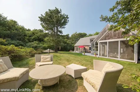 25 Old Dunhams Corner Way Edgartown MA 02539