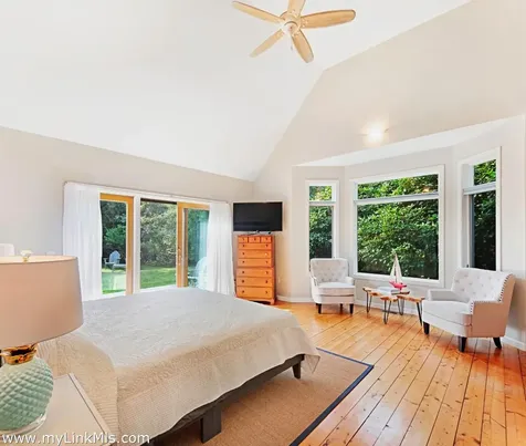 25 Old Dunhams Corner Way Edgartown MA 02539