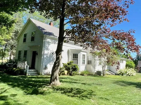 36 Music Street West Tisbury MA 02575