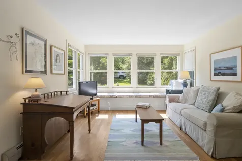 391 Barnes Road Oak Bluffs MA 02557