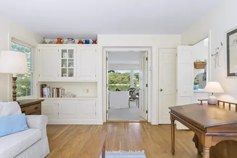 391 Barnes Road Oak Bluffs MA 02557