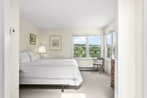 391 Barnes Road Oak Bluffs MA 02557