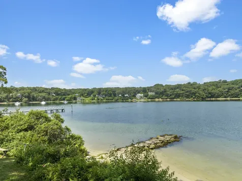 391 Barnes Road Oak Bluffs MA 02557