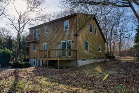 7 Fairway Drive Oak Bluffs MA 02575