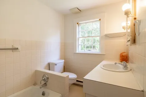 23 Anthiers Way Edgartown MA 02539