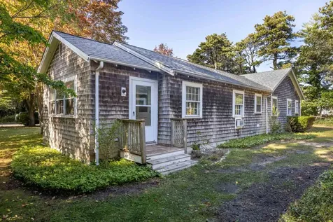 23 Anthiers Way Edgartown MA 02539