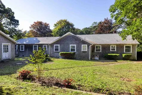 23 Anthiers Way Edgartown MA 02539