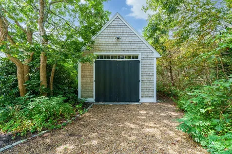 24 Pulpit Lane Edgartown MA 02539