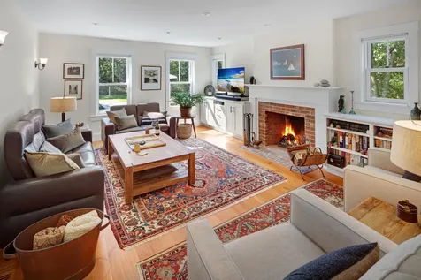 32 South Pond Road West Tisbury MA 02575