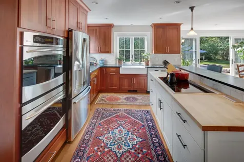 32 South Pond Road West Tisbury MA 02575