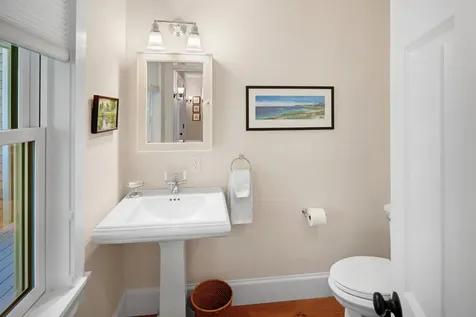 32 South Pond Road West Tisbury MA 02575