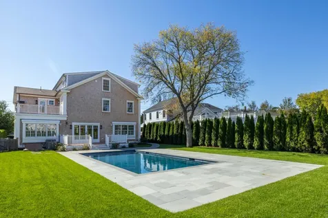 183 Upper Main Street Edgartown MA 02539