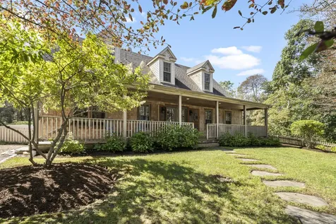 84 Cuttyhunk Avenue Vineyard Haven MA 02568